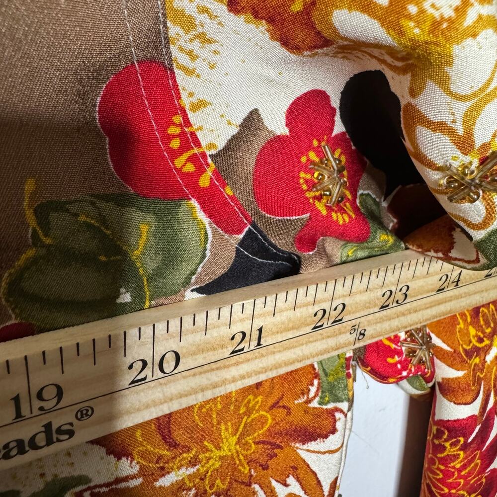 Chico’s Design Silk Blouse Size 3 (XL)Vintage Floral Embellished‎ Shirt Boho - Picture 7 of 11